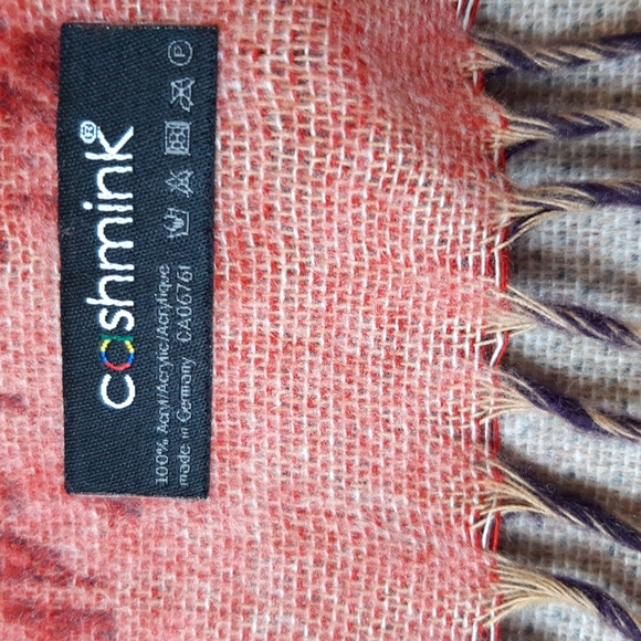 Cashmink Scarf - Picture 2 of 6